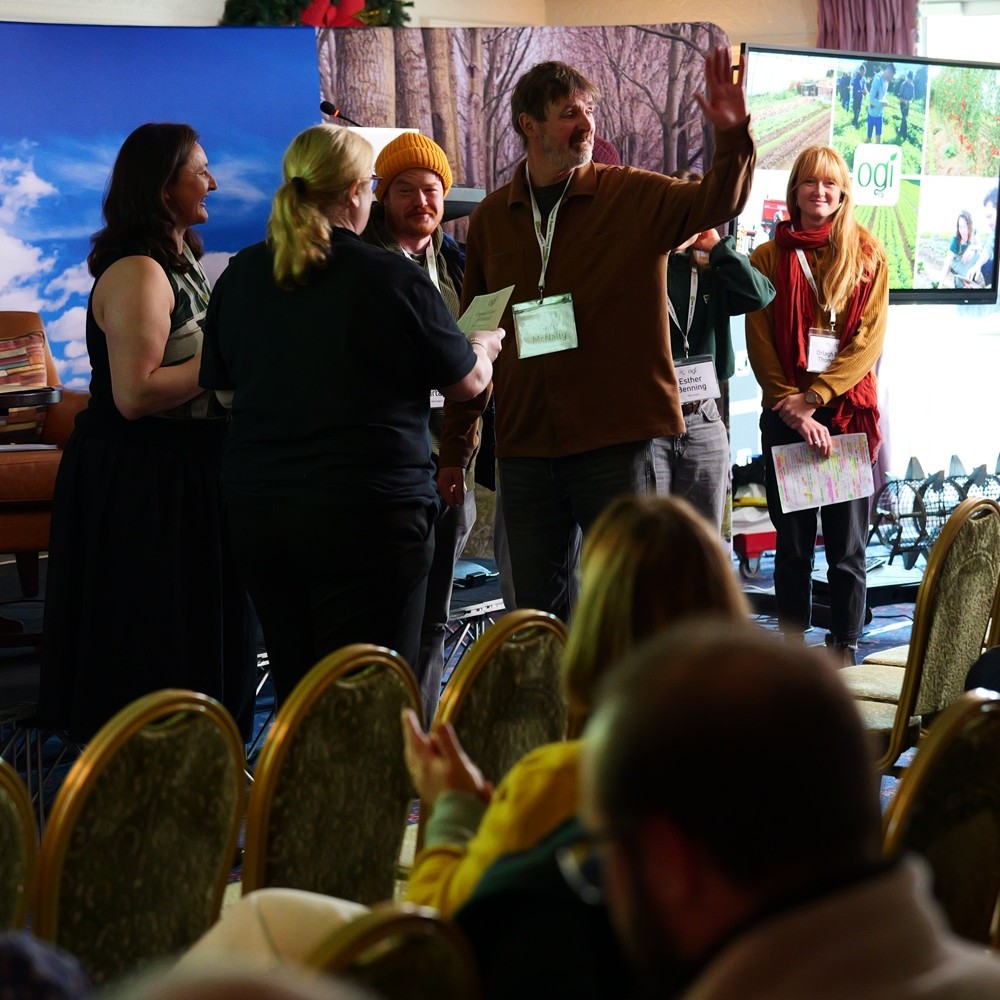 9.OGI-Conference-2025-OGI Interns recieve their certs OGI Conference 2025 OGI Interns